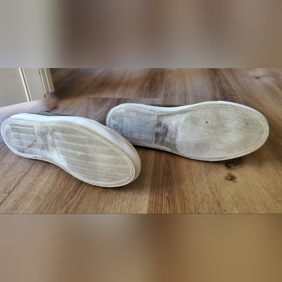 Velasca Suede Sneakers - Picture 8 of 9